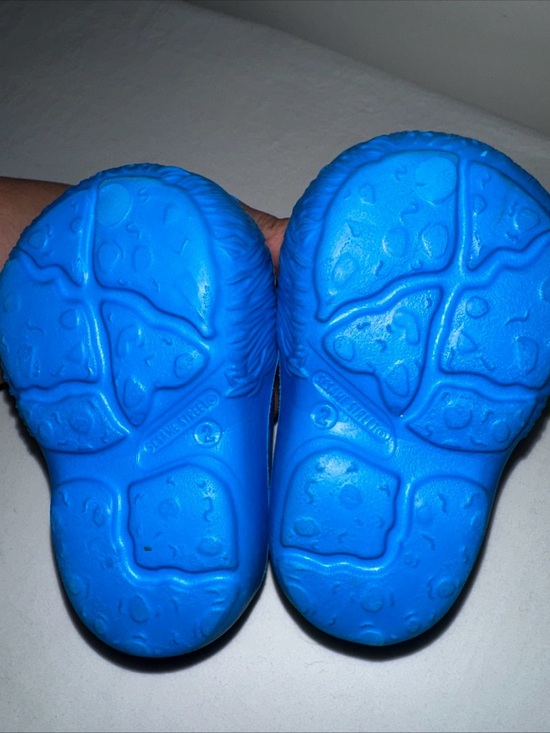 Sesame Street Blue Cookie Monster Kids Clog Sandals - Picture 3 of 3